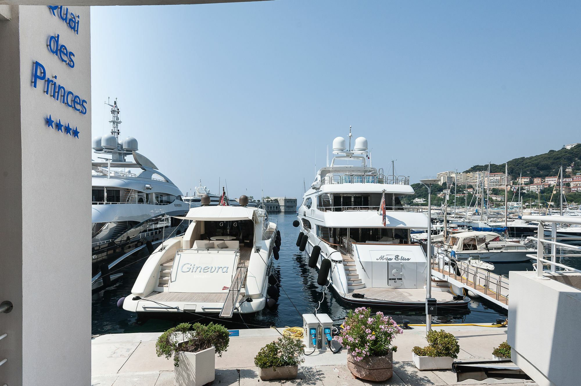 Le Quai Des Princes Cap-d'Ail Exterior foto